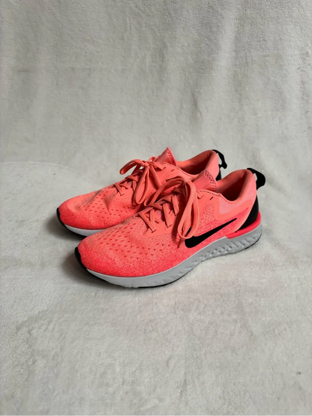 Nike Women’s Odyssey React - size 8.5